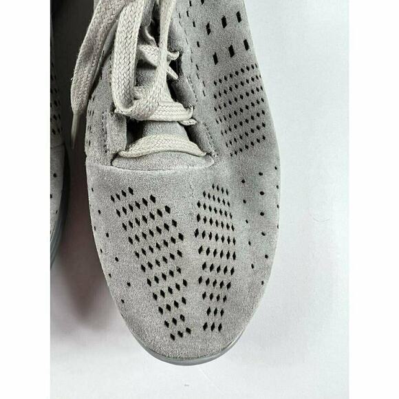 Under Armour Women's Street Precision Low Luxe Steel Gray Shoes 8 - Picture 4 of 9